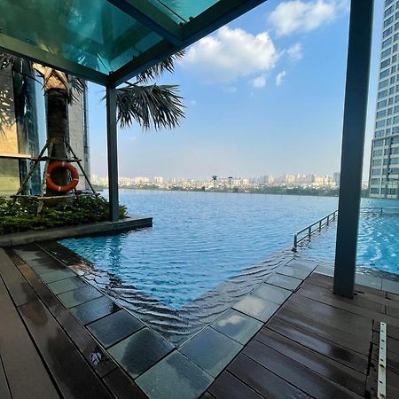 Landmark 81 Condotel Garden Bay Ho Chi Minh City Exterior photo