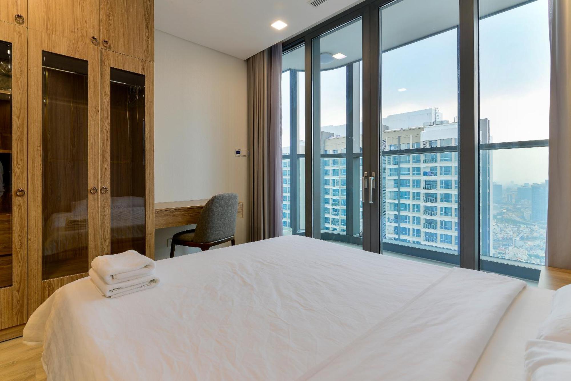 Landmark 81 Condotel Garden Bay Ho Chi Minh City Exterior photo