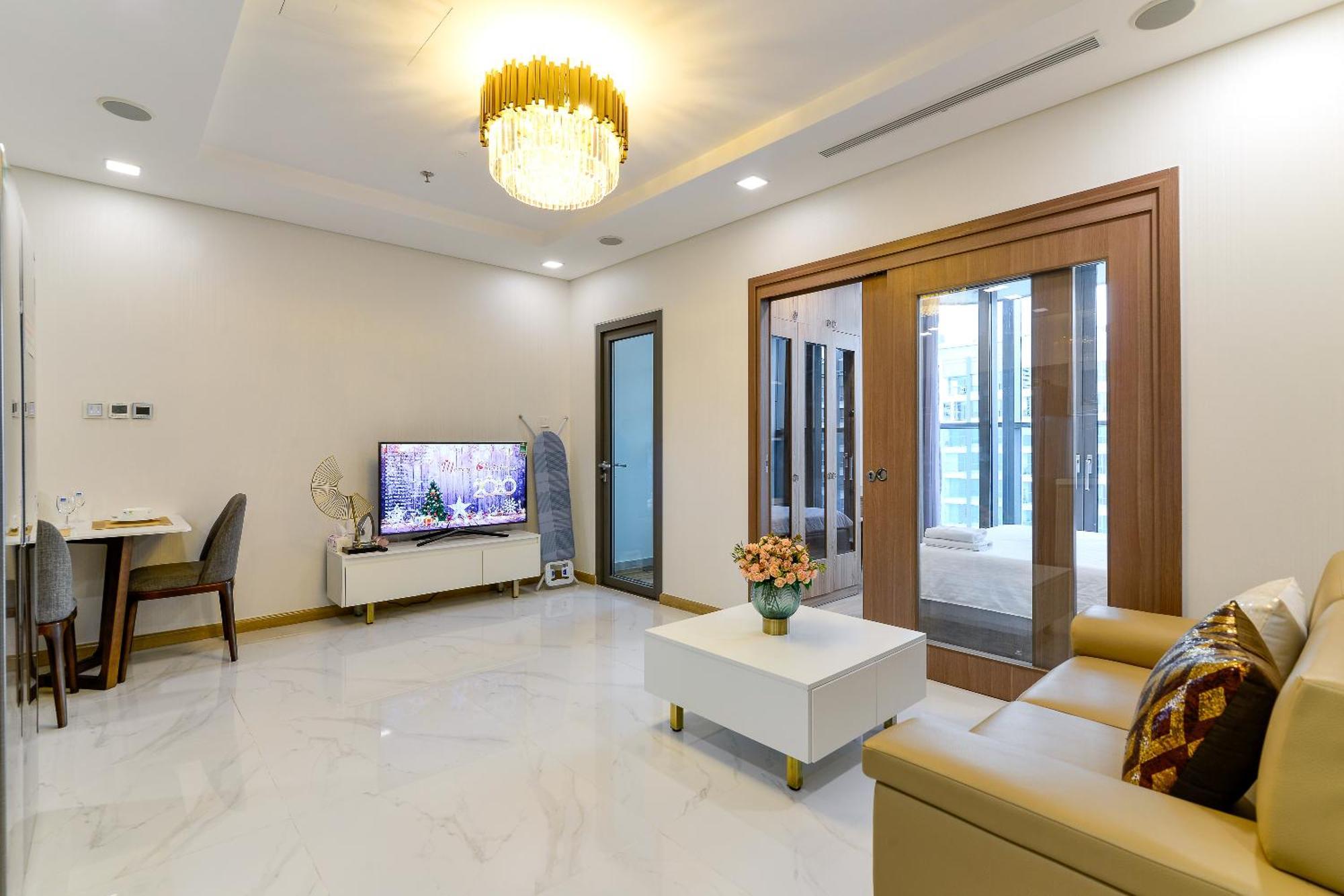 Landmark 81 Condotel Garden Bay Ho Chi Minh City Exterior photo