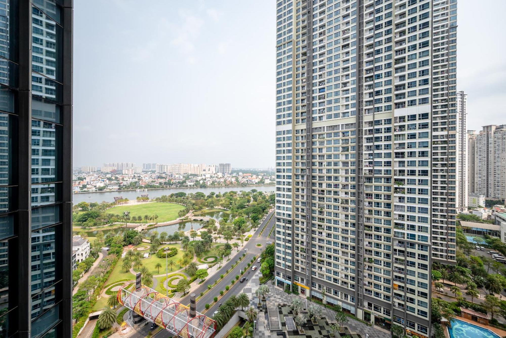 Landmark 81 Condotel Garden Bay Ho Chi Minh City Exterior photo