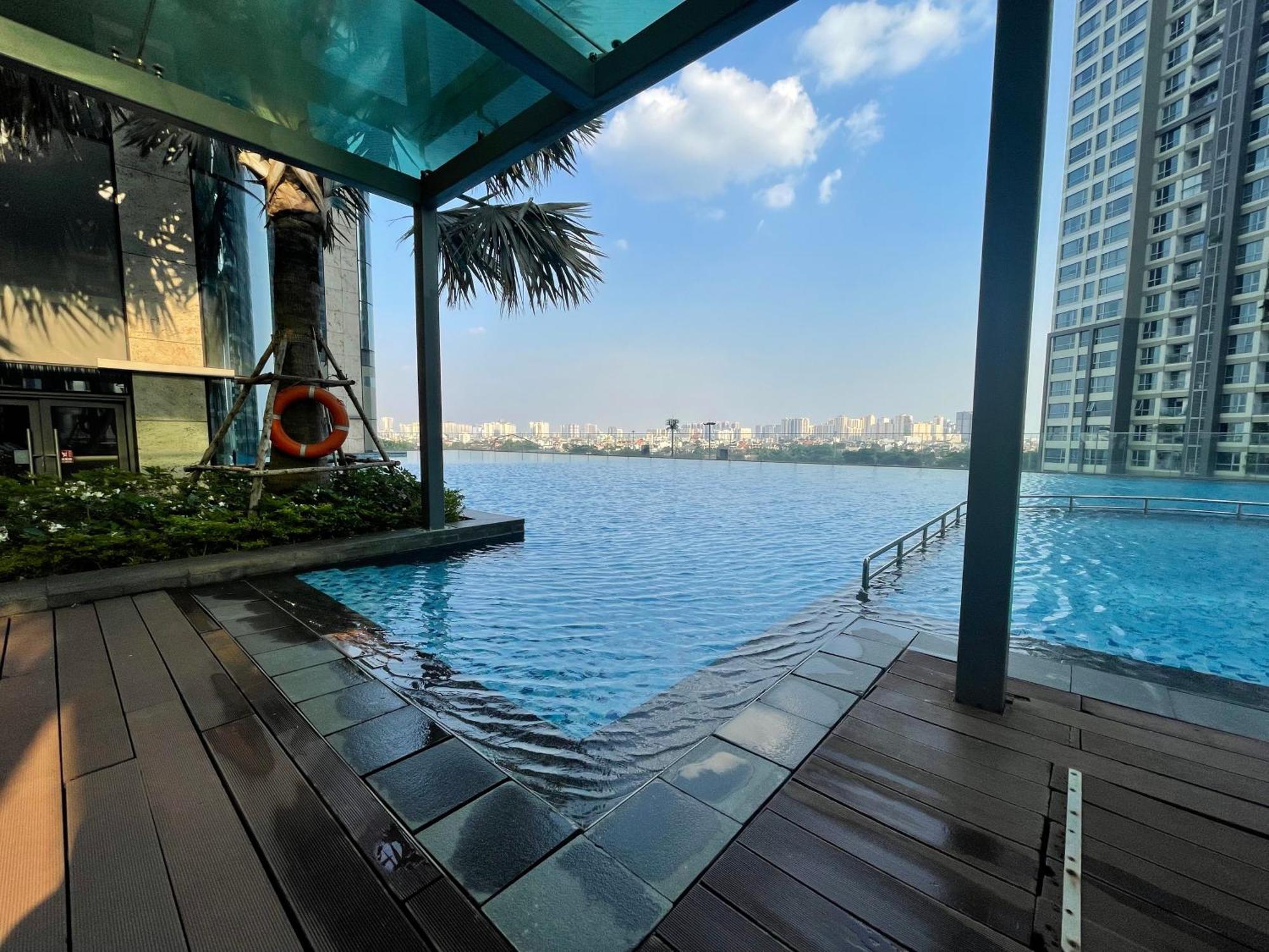 Landmark 81 Condotel Garden Bay Ho Chi Minh City Exterior photo